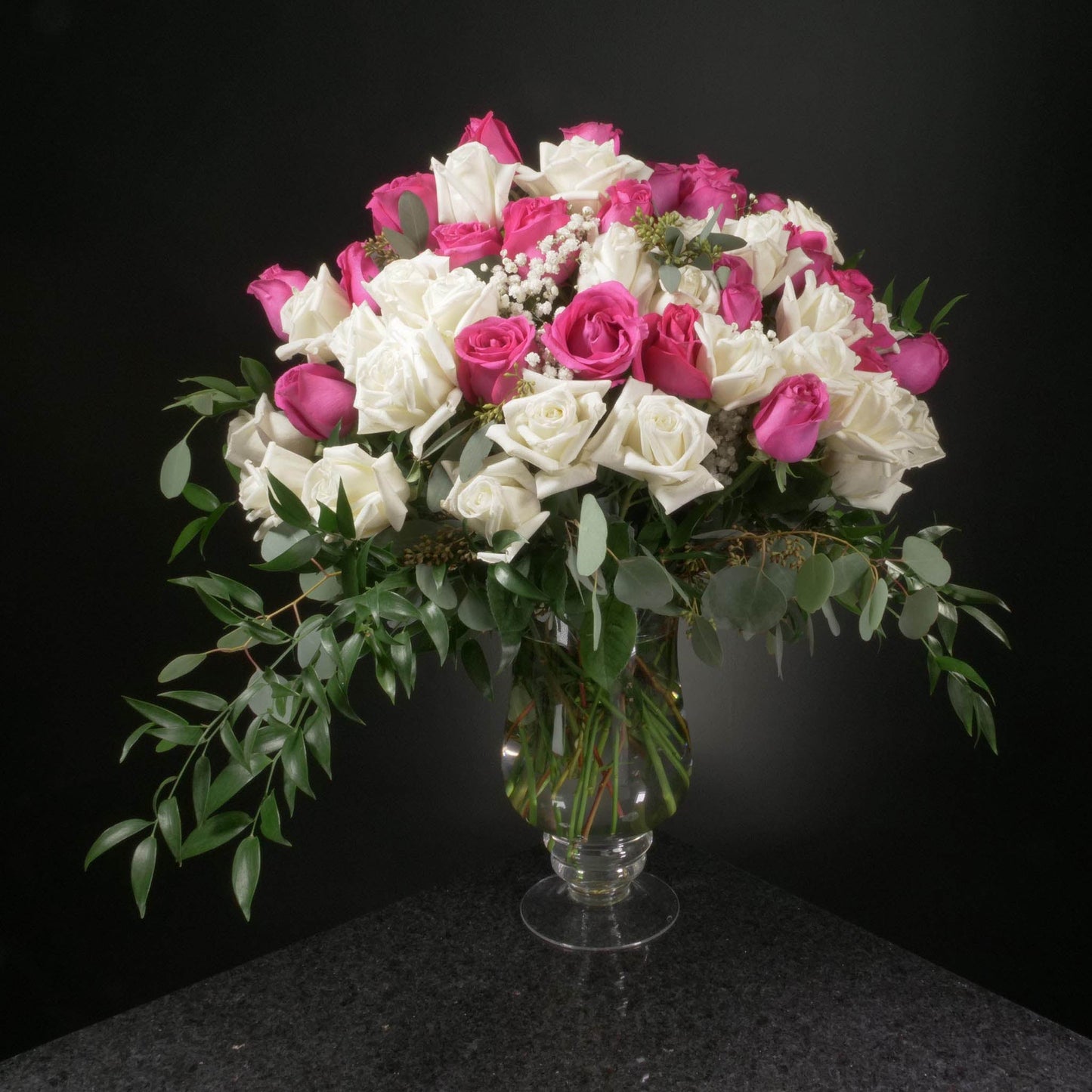 50 Roses / Vase / Fancy