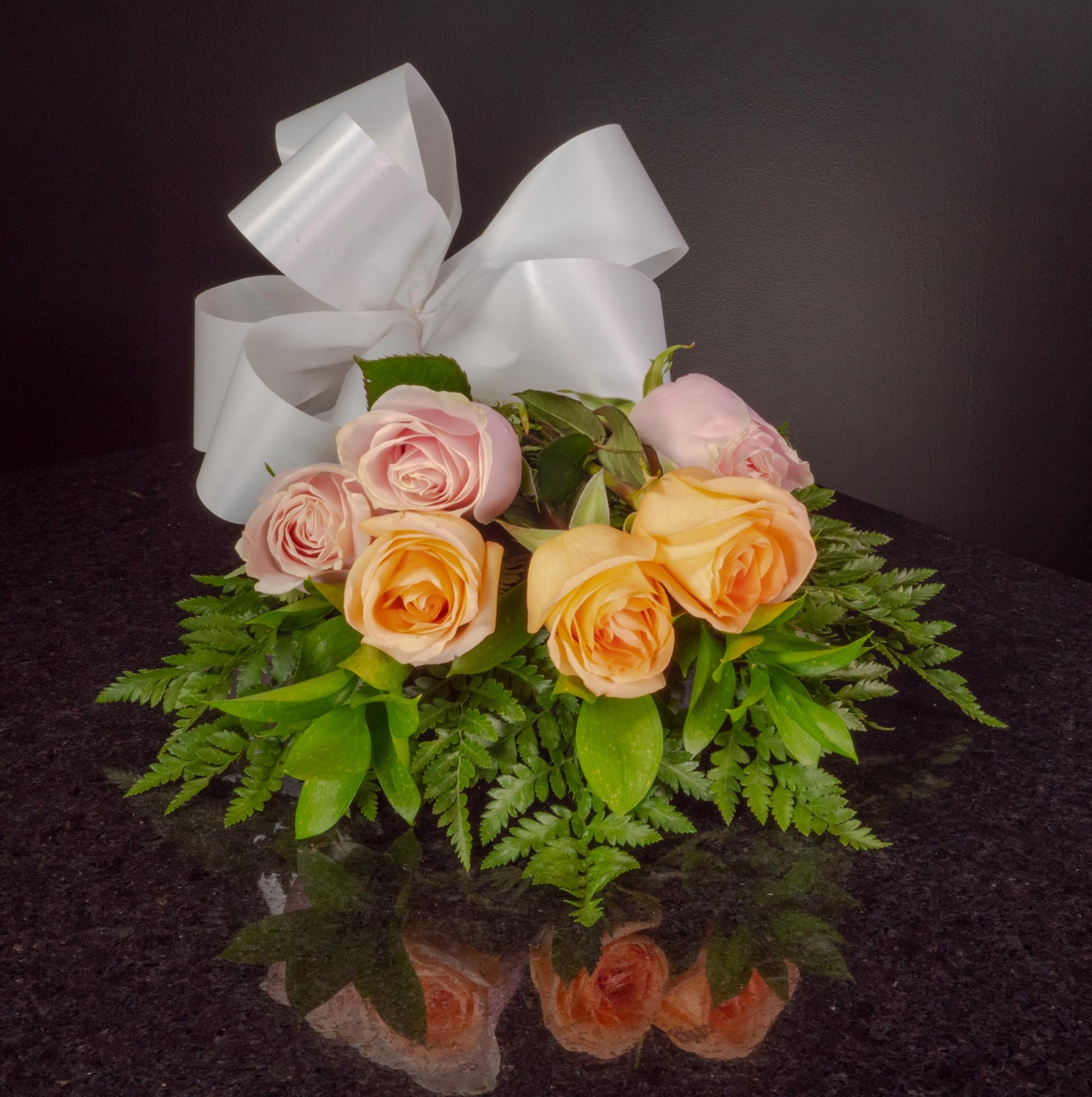 Peach Blush Pink Roses 6 Roses / Hand-Tied / Basic