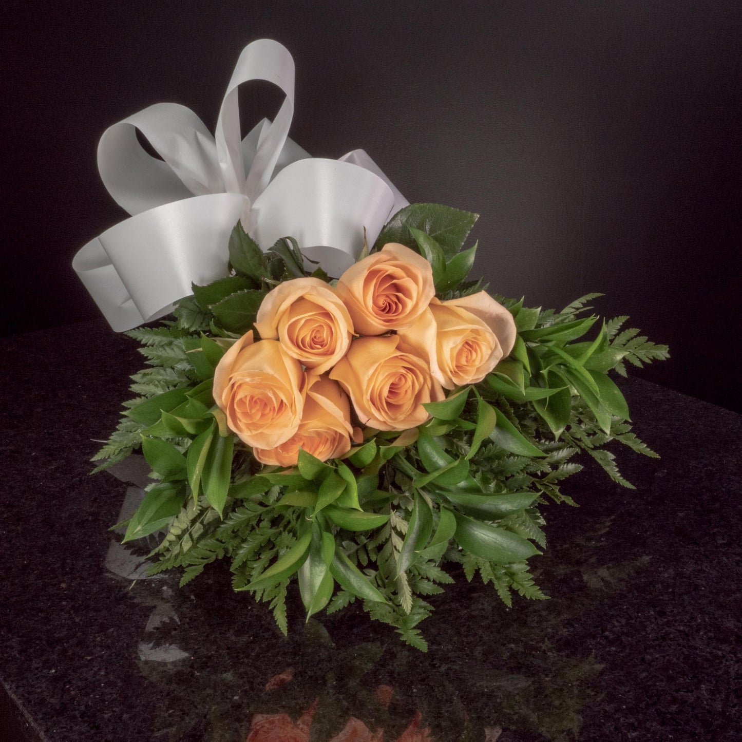 Peach Roses 6 Roses / Hand-Tied / Basic